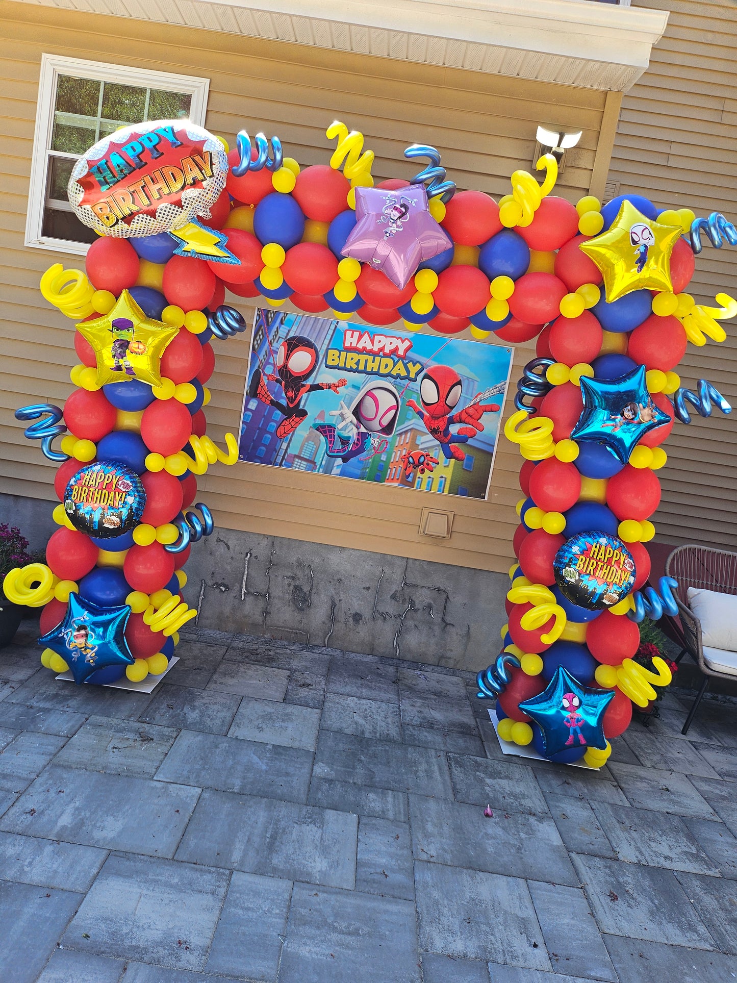 Spidey and His Amazing Friends Balloon Arch - Kids Party Decoration